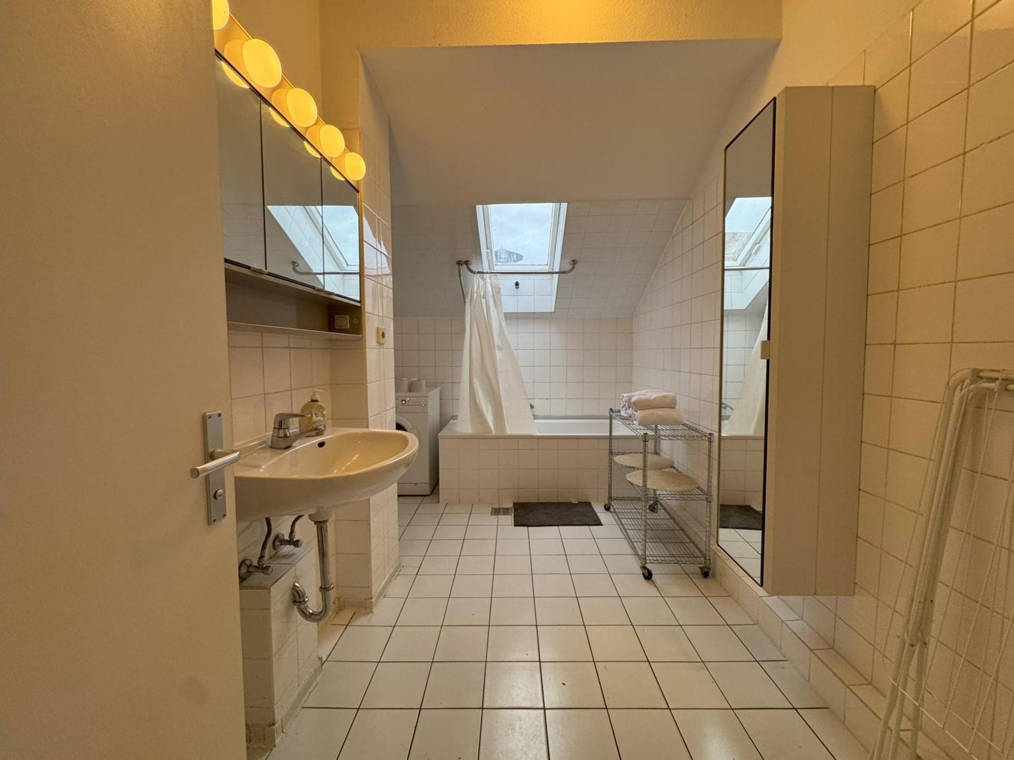 M M Central Apartments Gruppen, Handwerker Und Monteure Budget *